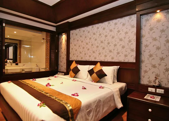 Rayaburi Hotel, Patong